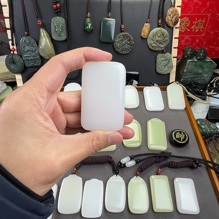 紫***伊白四六面包牌无事牌