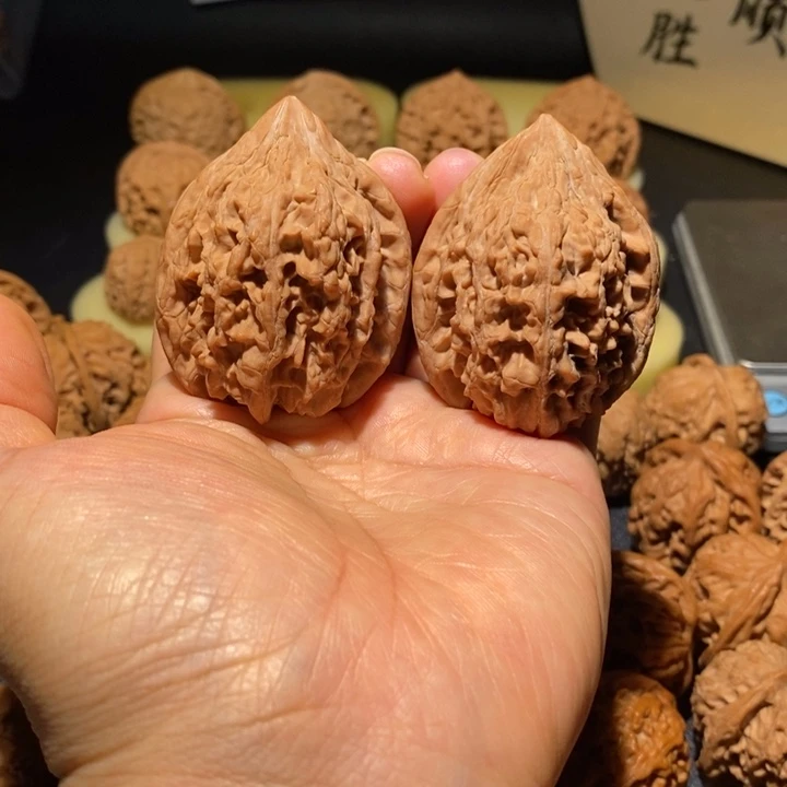 文玩核桃吊坠大沽石42