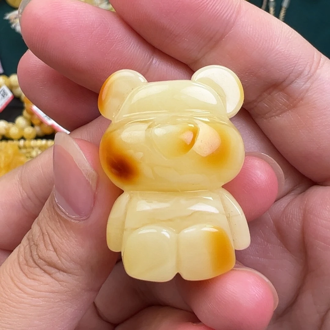 琥珀手链未镶嵌熊