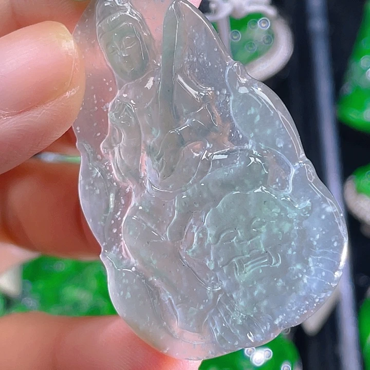 翡翠未镶嵌颈饰08