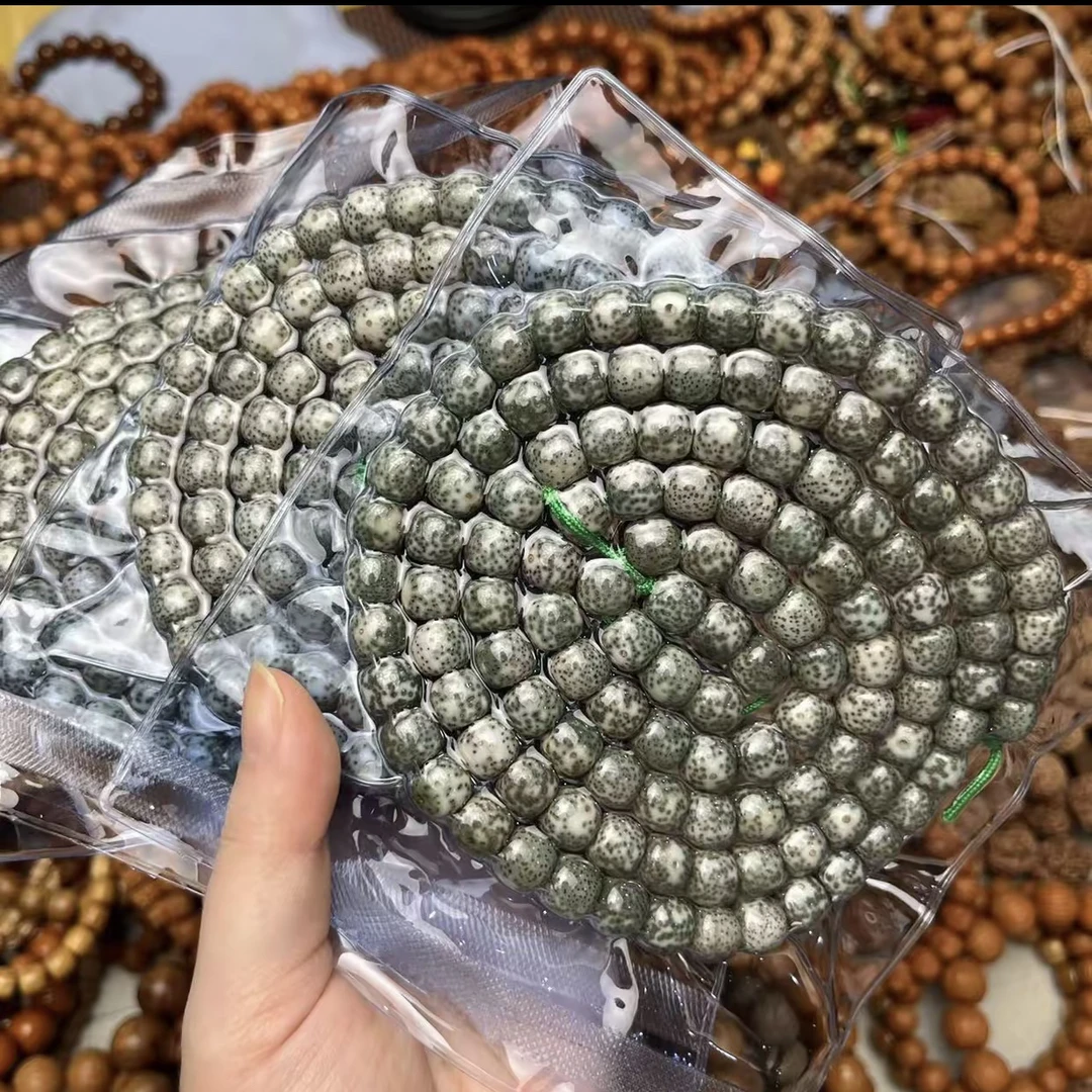 原生态星月菩提108*10mm脖挂精挑阴皮石玉料绿幽灵