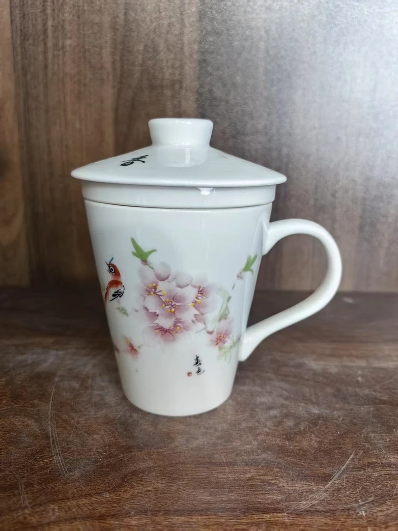 B061景德镇制陶瓷办公杯一件