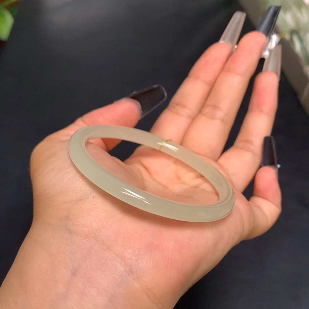 未镶嵌手镯和田玉55