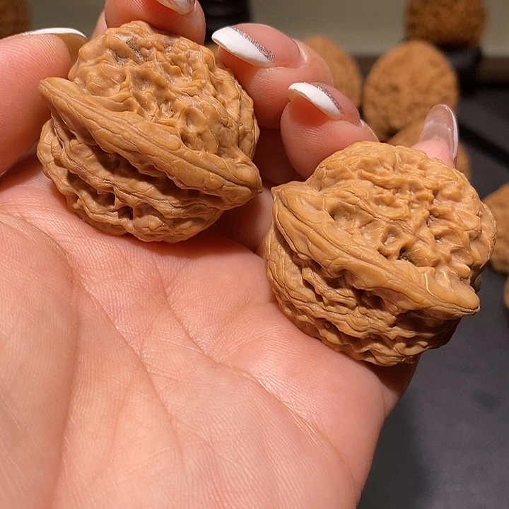 把件文玩核桃34红锦鲤一代手捻