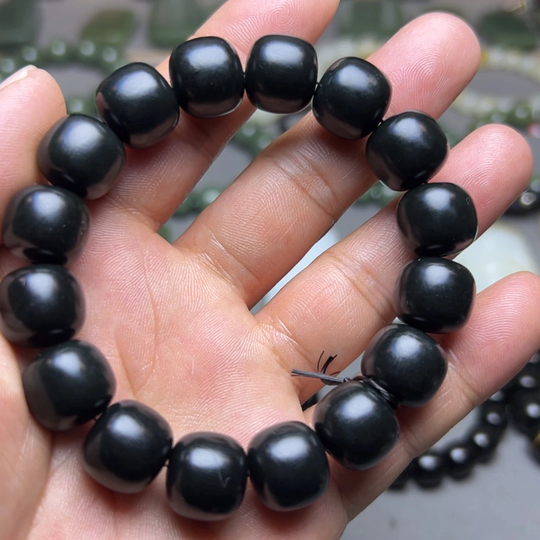 和田玉未镶嵌手链塔黑卡14