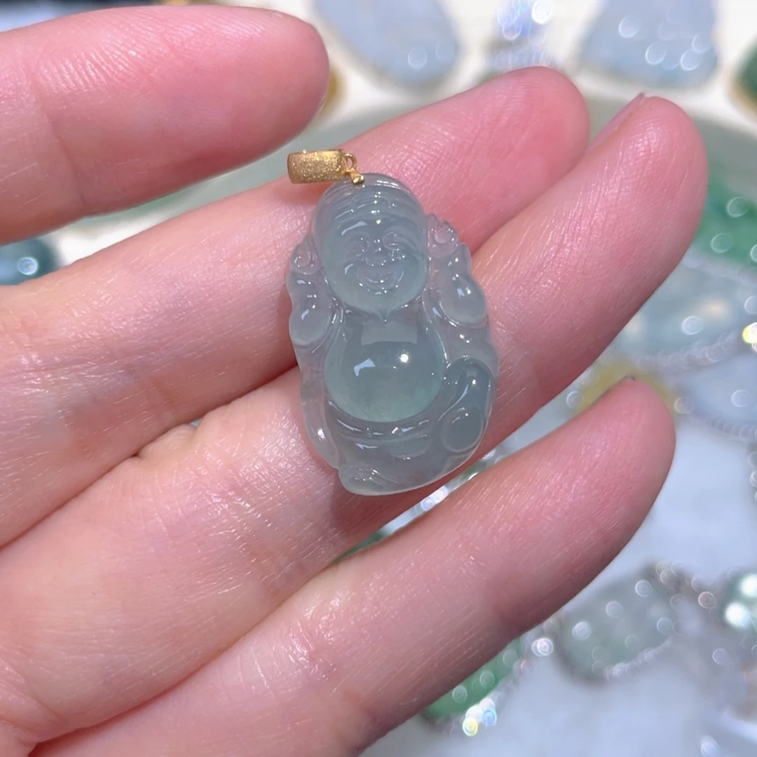 翡翠颈饰18K金镶嵌?翡翠