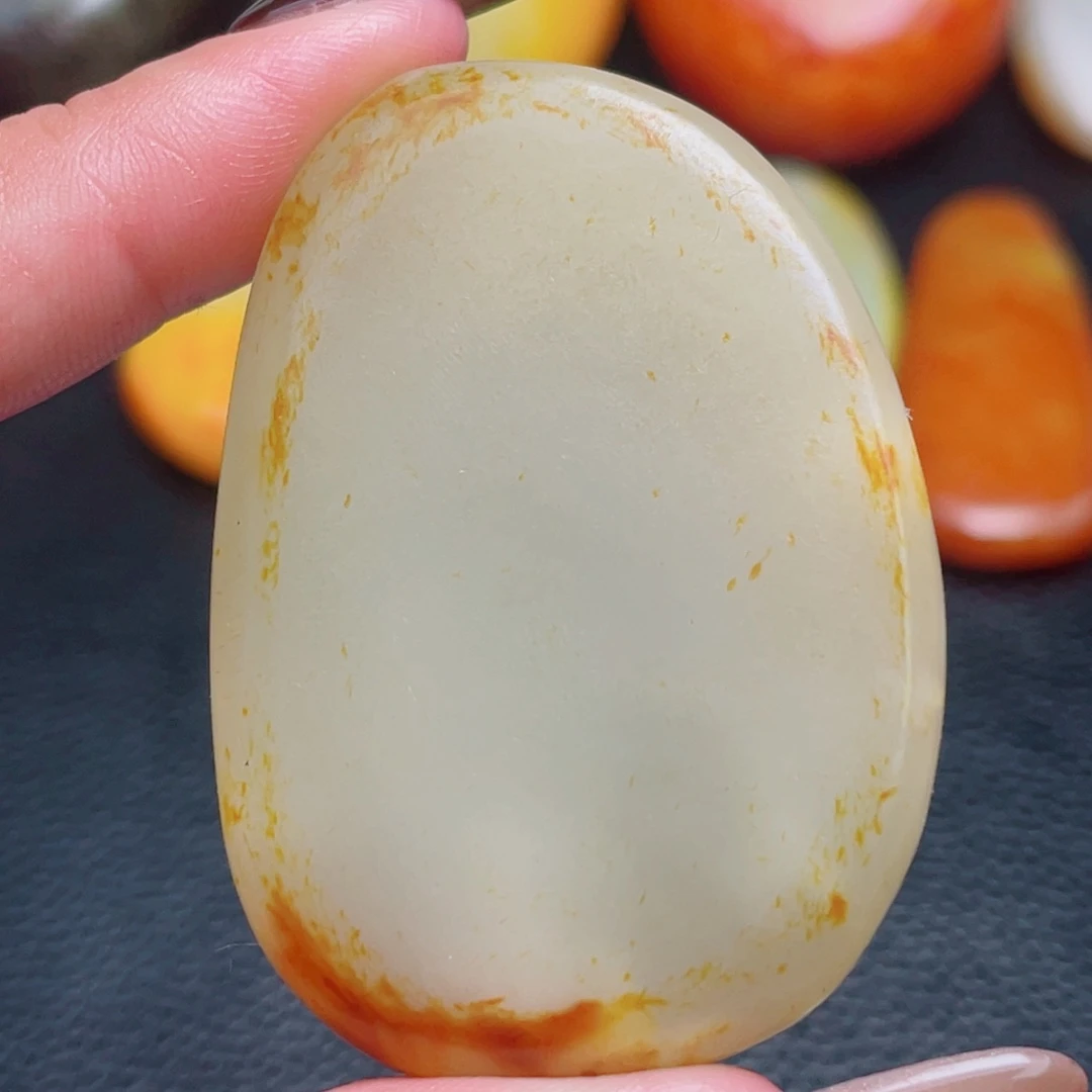 和田玉未镶嵌珠宝奇石