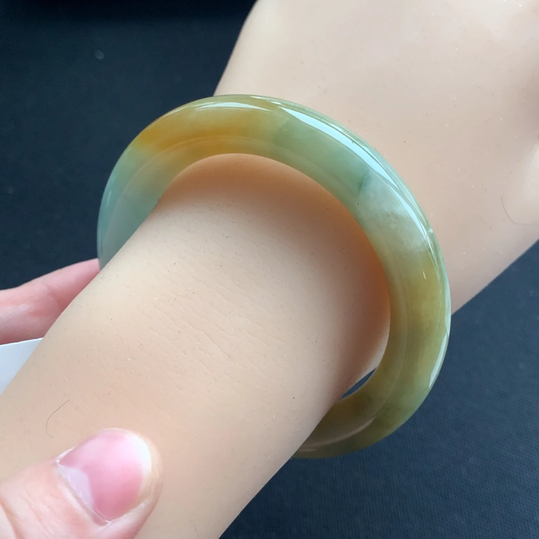 翡翠未镶嵌手镯23号53圆