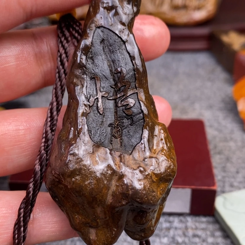【闪购商品】原石雕刻手把件