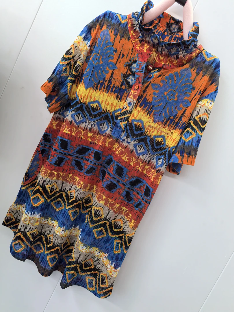 短袖大码女衫 弹力套头造型领妈妈装 花色 时尚