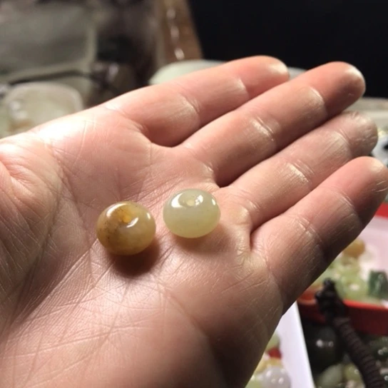 和田玉（糖玉）颈饰未镶嵌