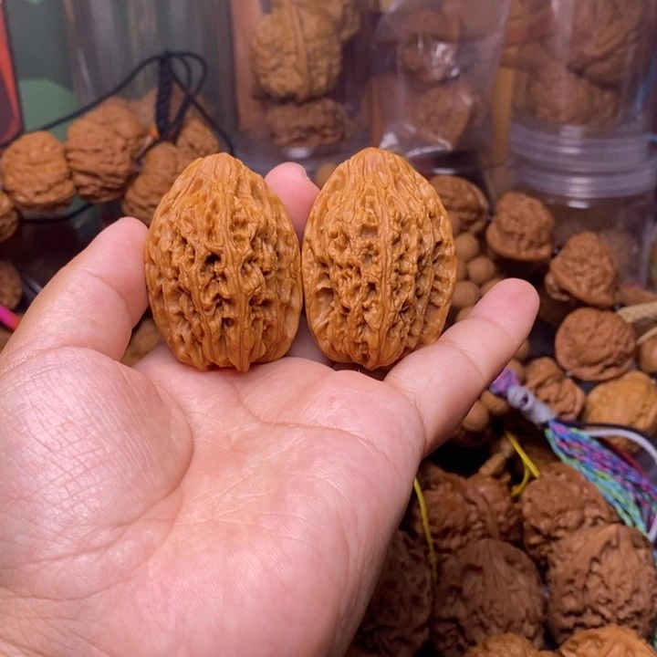迎***色手串/手链核桃平谷带鱼