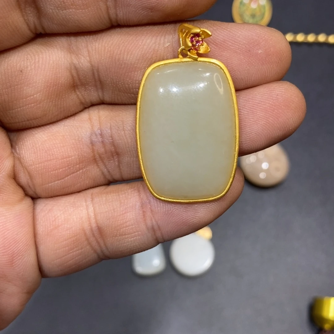 和田玉颈饰银S925镀金镶嵌