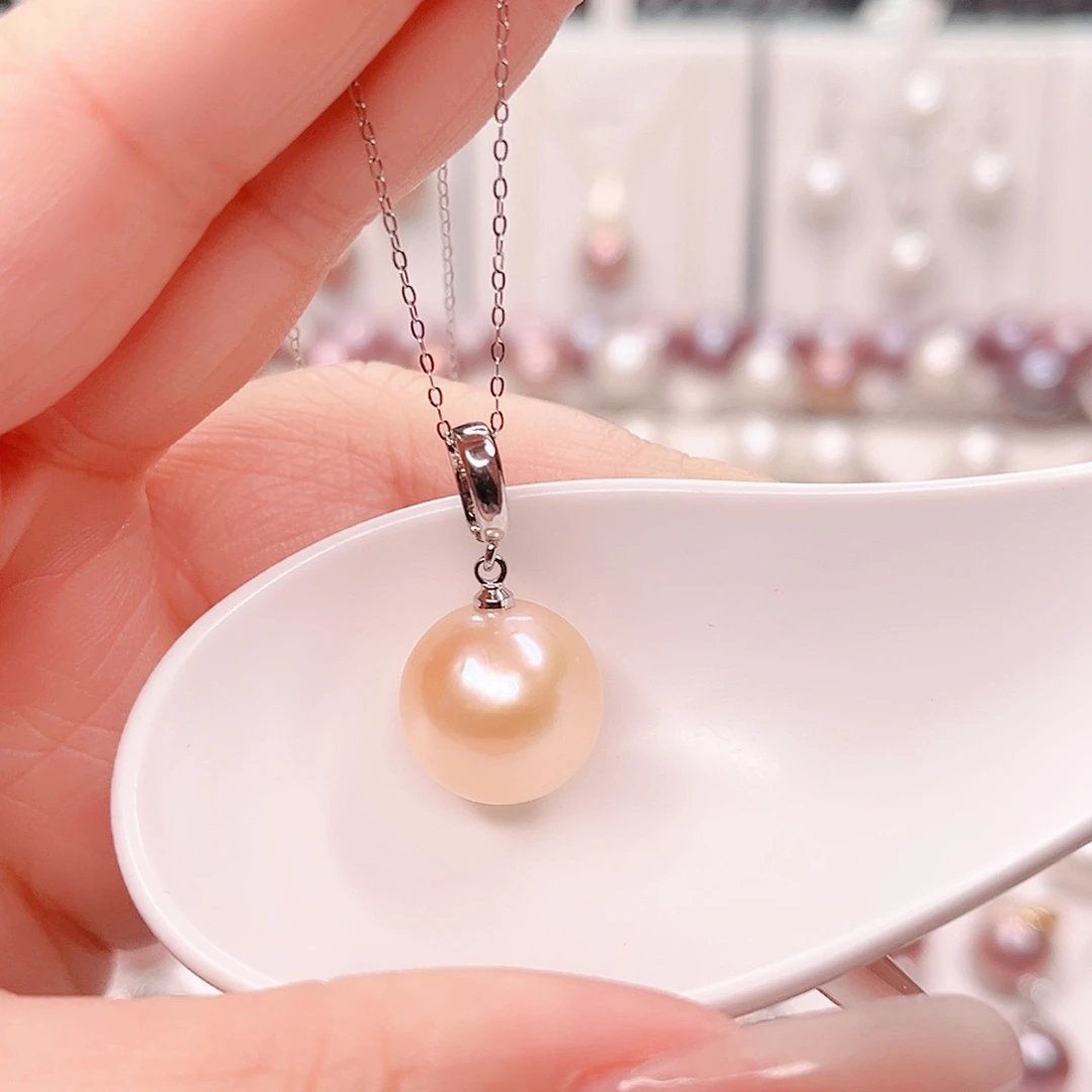 淡水珍珠合金吊坠(赠链)
