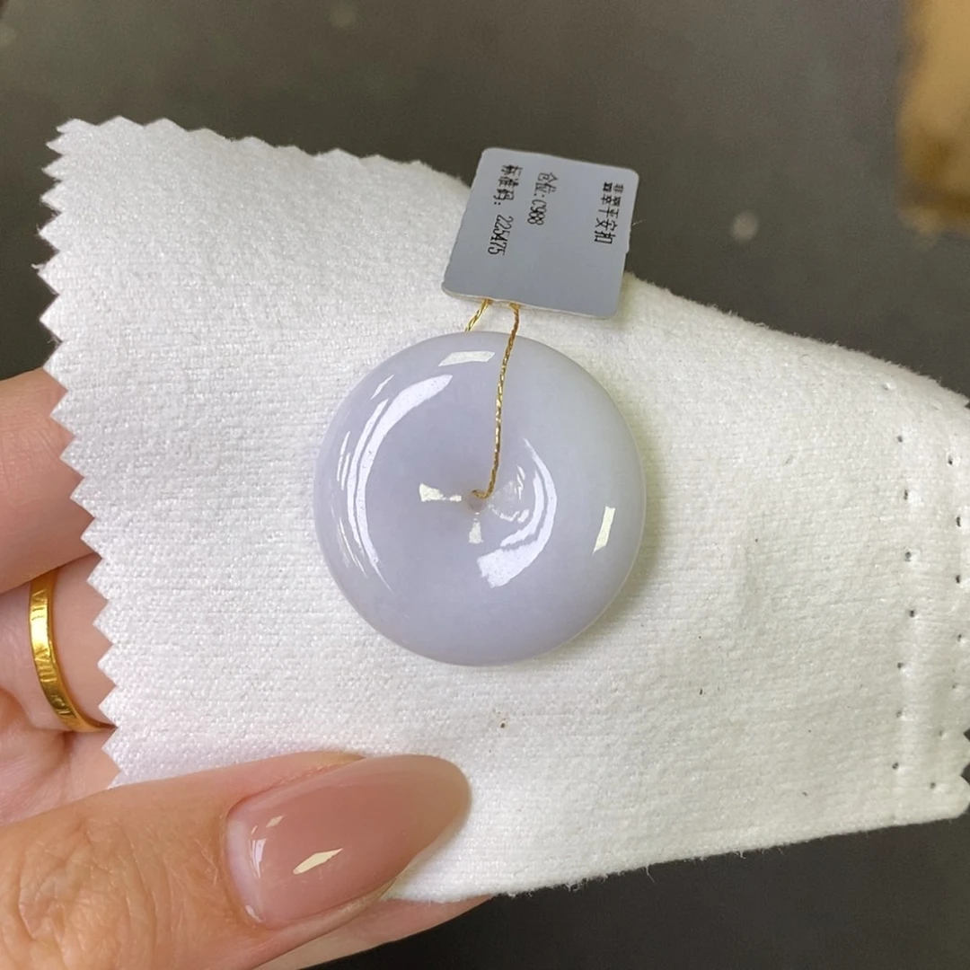 【闪购商品】颈饰未镶嵌翡翠平安扣