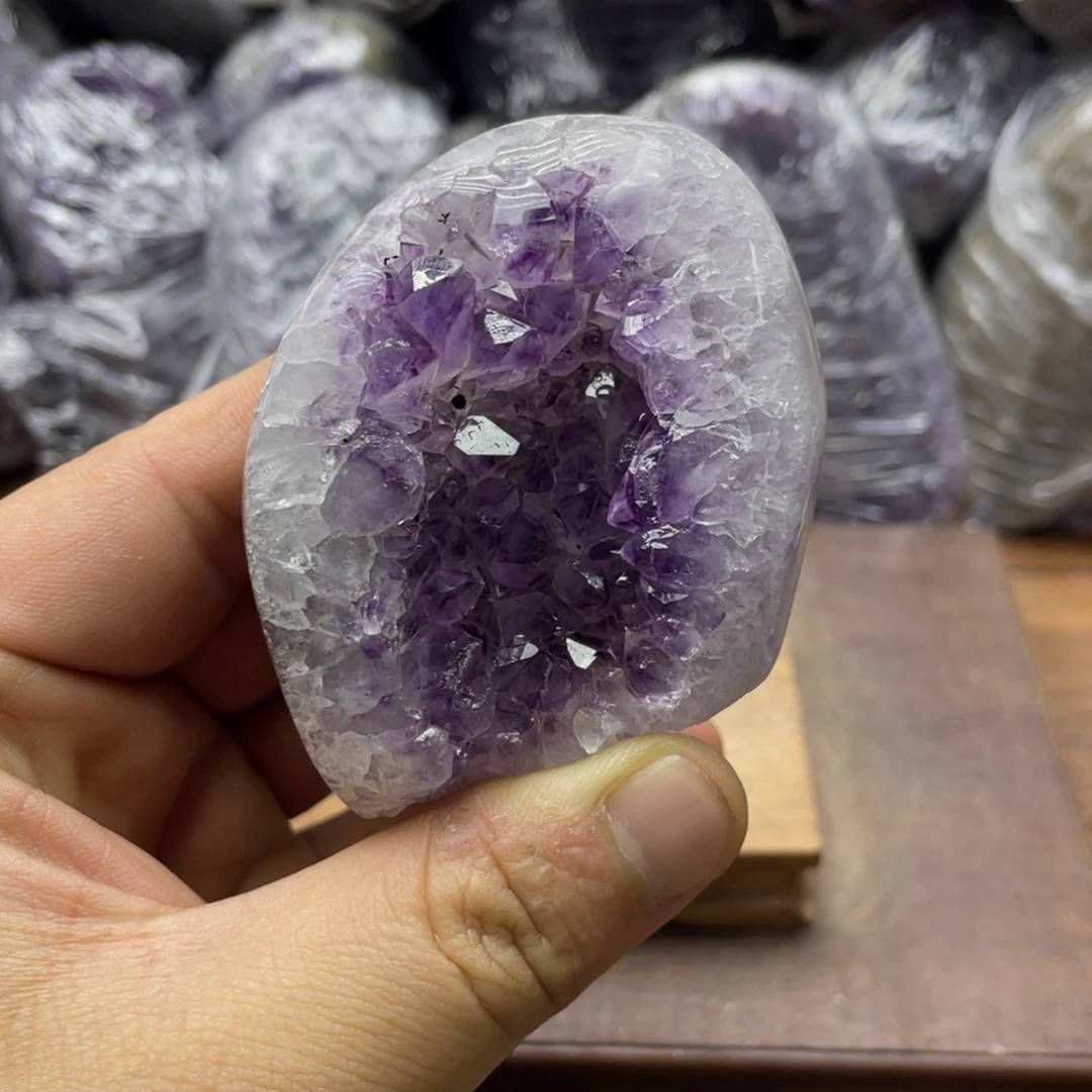 未镶嵌水晶大型摆件（非配饰）