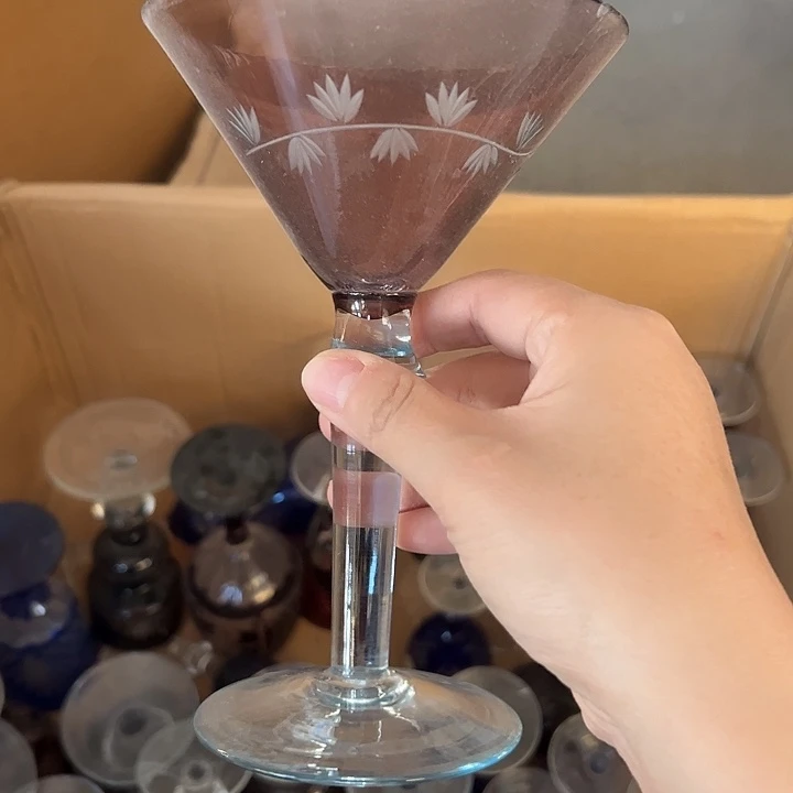 水晶玻璃平底款微瑕一个