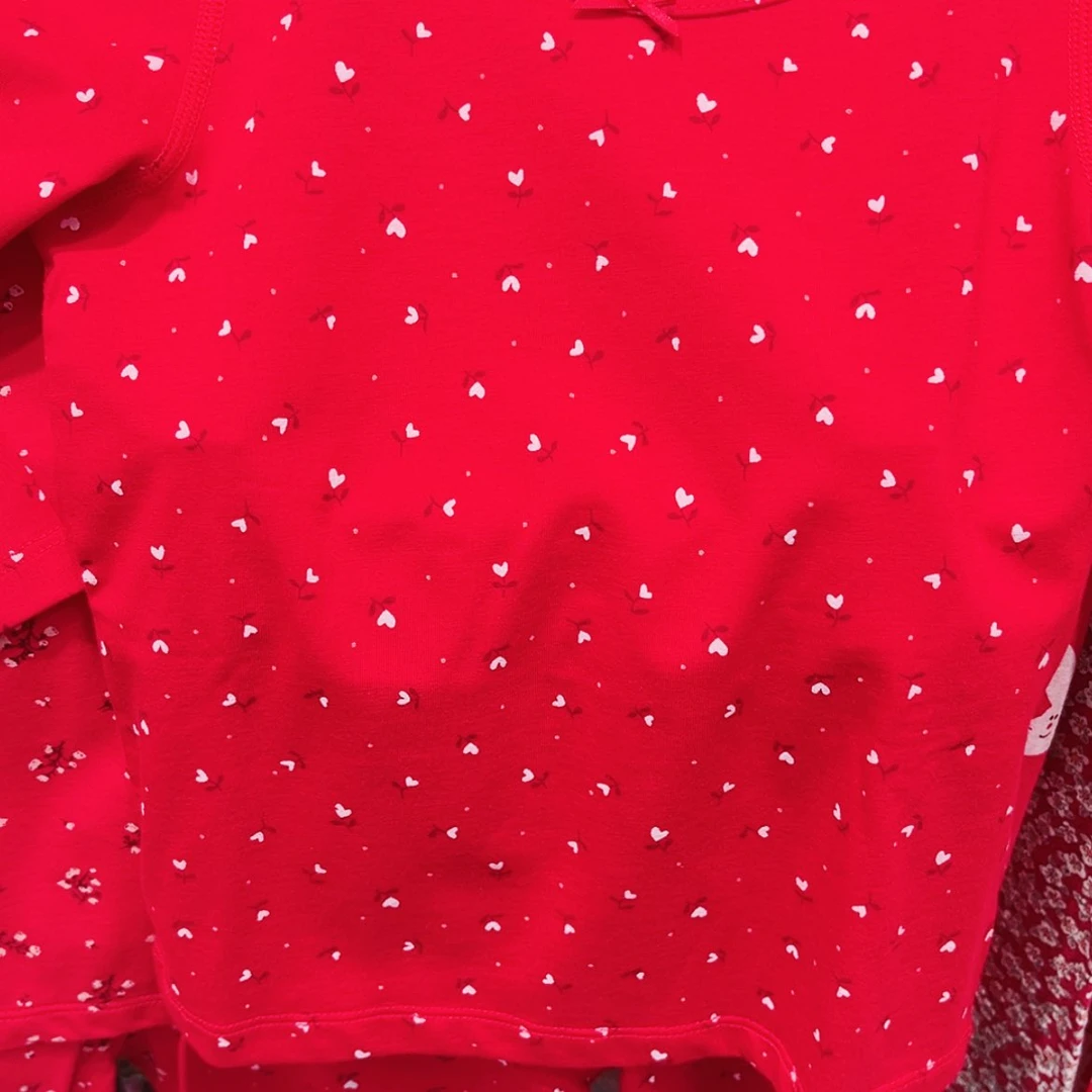 【闪购商品】刘***?150码暖花红