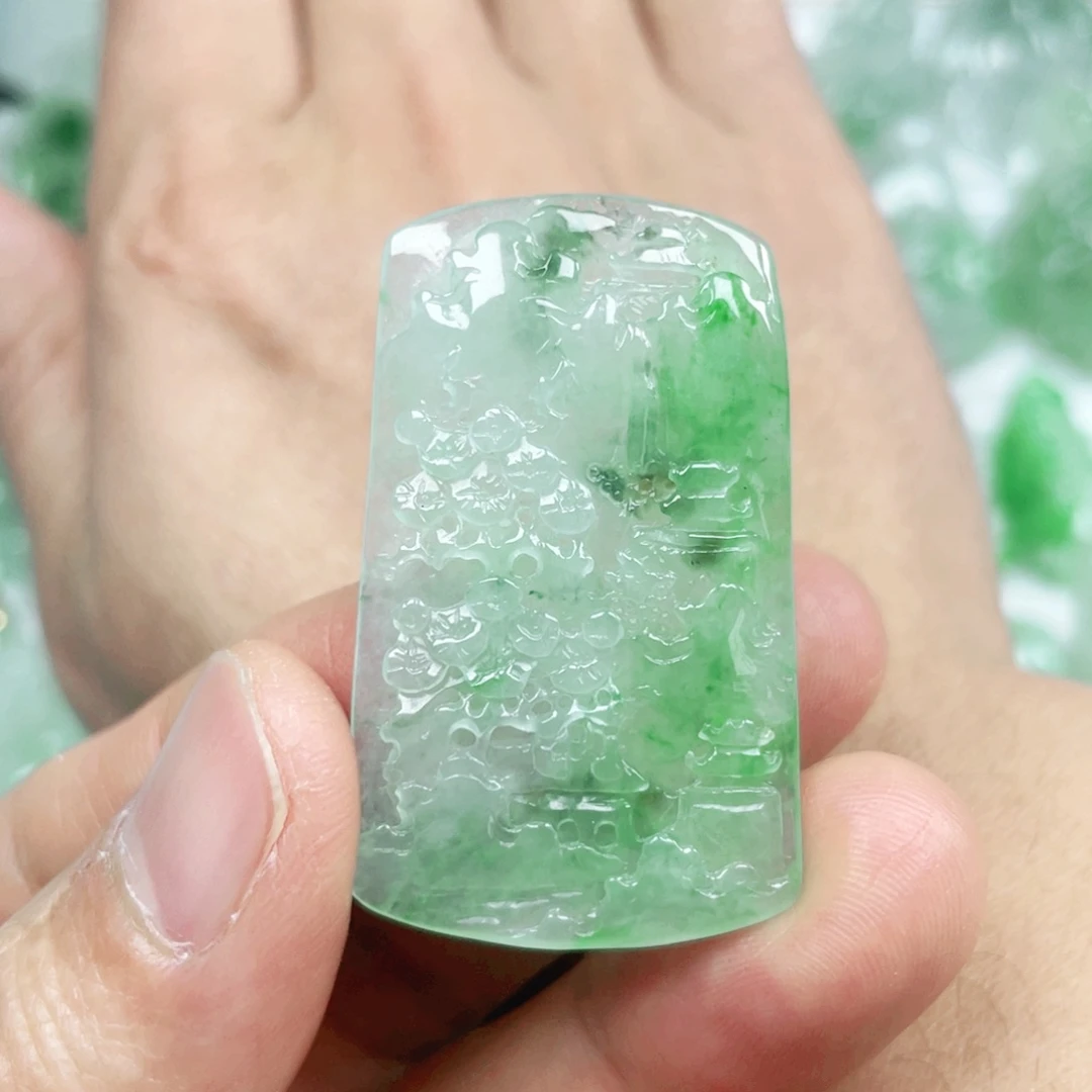 翡翠吊坠(不含链)未镶嵌把****己