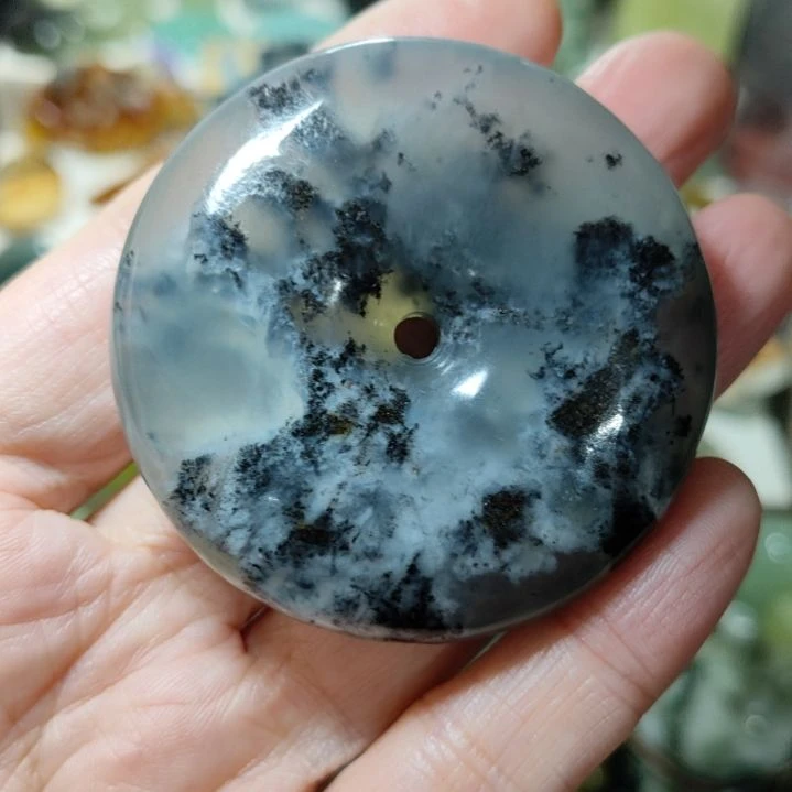 孟***平岫玉未镶嵌平安扣