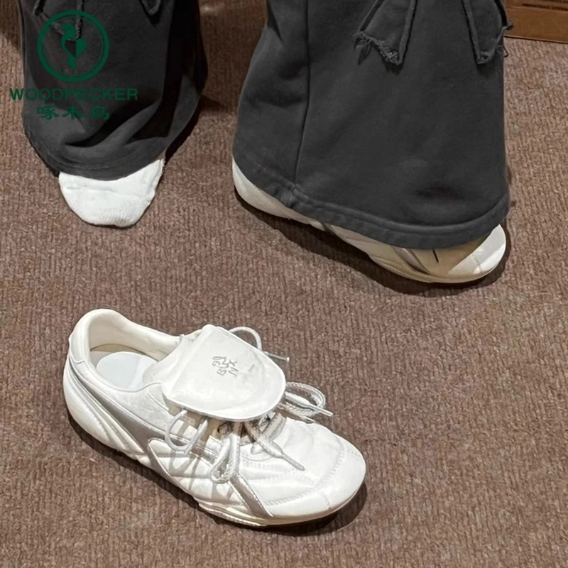 啄木鸟平底复古德训鞋女2025春季新款板鞋子阿甘鞋休闲运动小白鞋