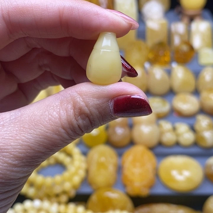 蜜蜡裸石未镶嵌5**5三通