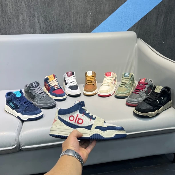 2025秋季新款高帮皮拼网面舒适透气休闲鞋韩版拼色软底百搭运动鞋