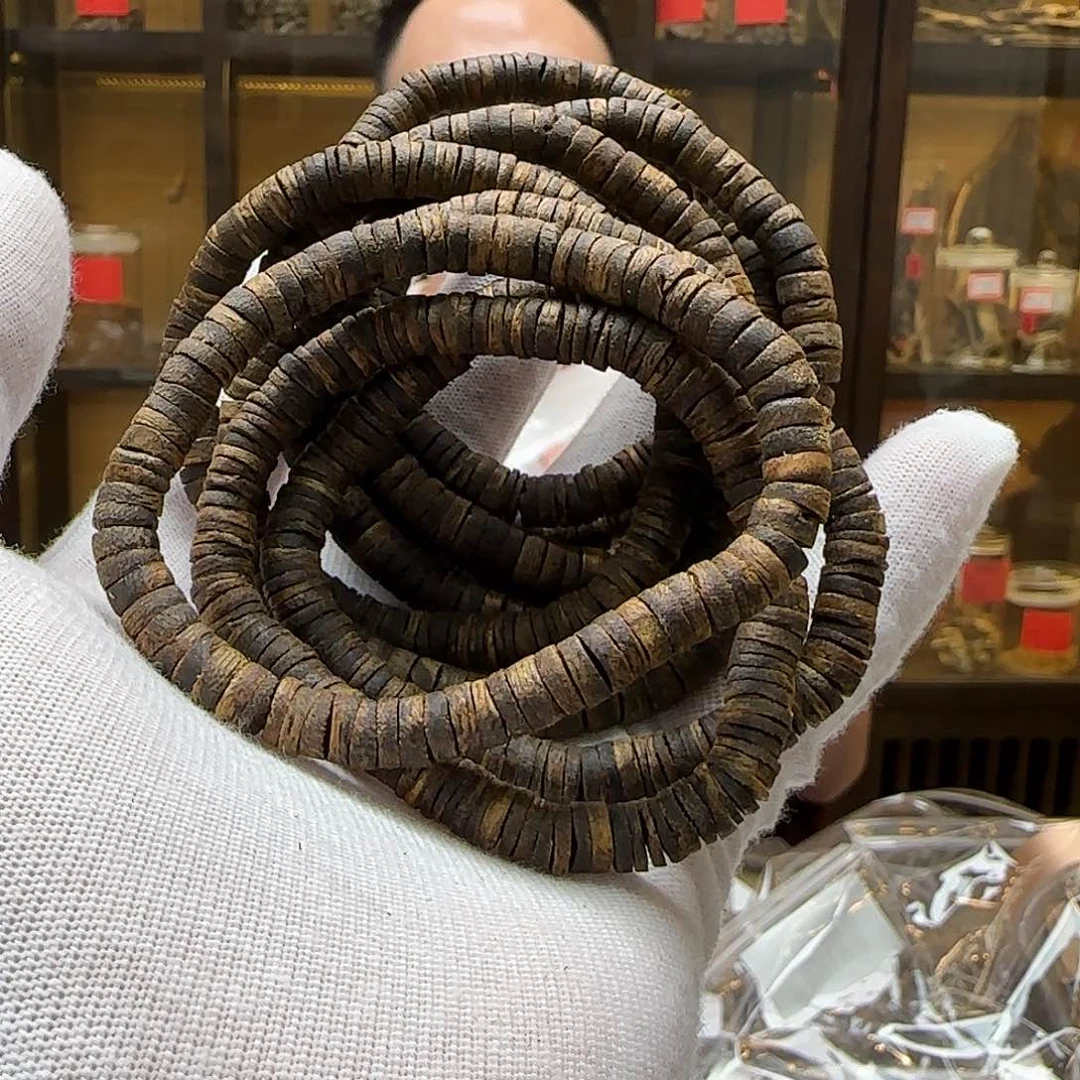 沉香手串国香棋楠老白棋片珠06mm408g多样性发一串