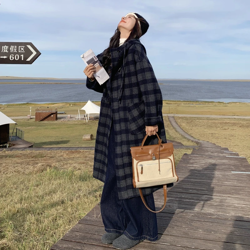 复古松弛感牛角扣格纹双面羊毛大衣女2025冬新款韩系休闲连帽外套