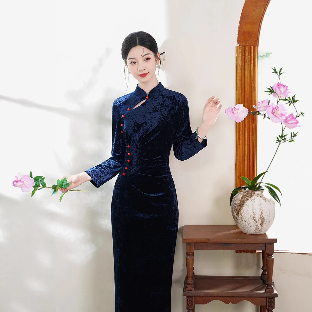 2025年秋冬新款国风改良日常气质长款女款藏蓝色收腰显瘦旗袍长袖