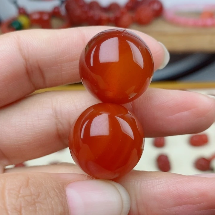 胡***妈玛瑙/玉髓未镶嵌颈饰