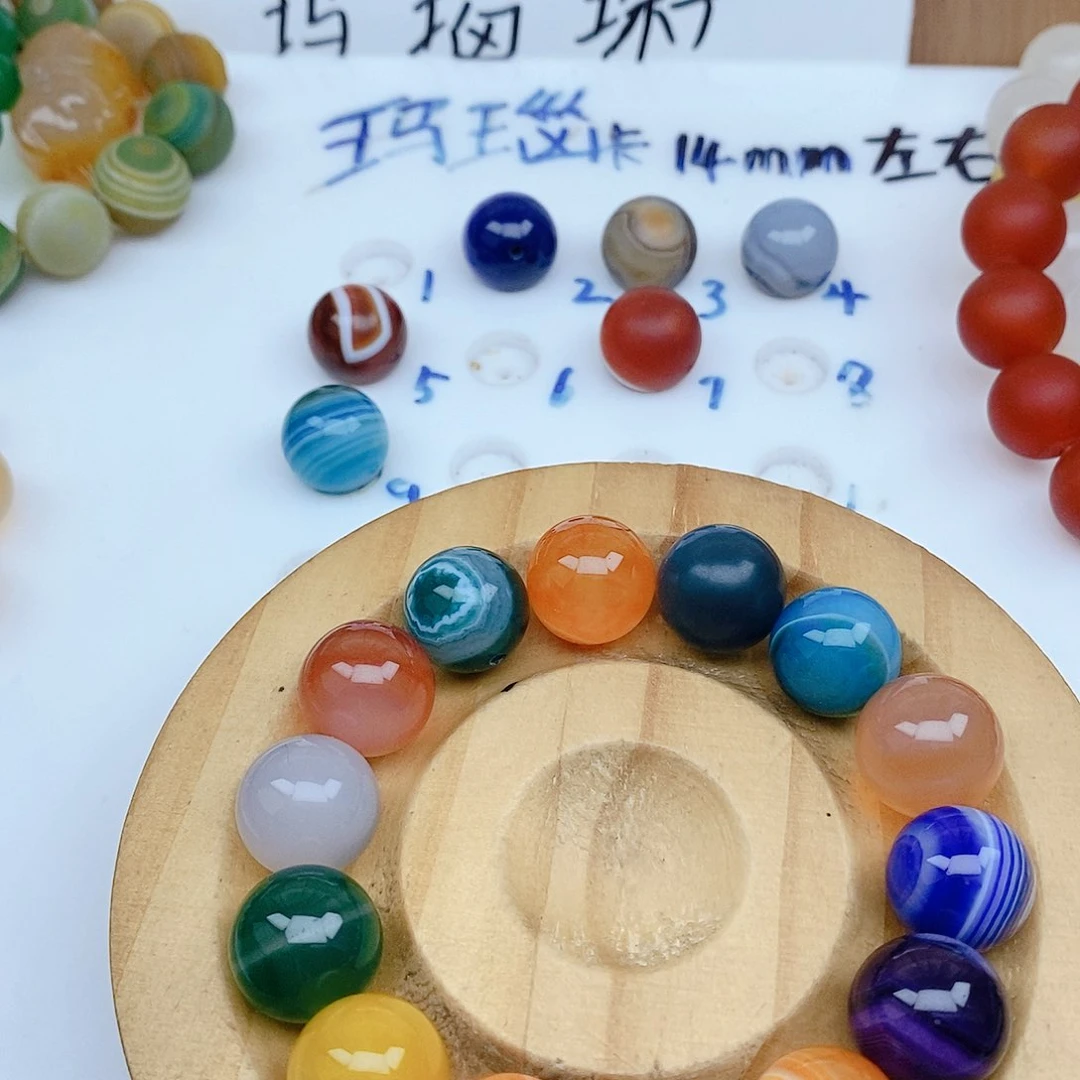 合金颈饰玛瑙/玉髓孙*娘
