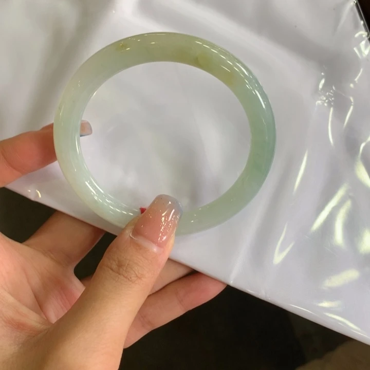 翡翠未镶嵌手镯55圈口