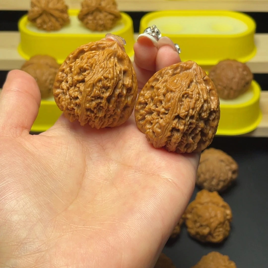 文玩核桃把件38全品南疆石打底