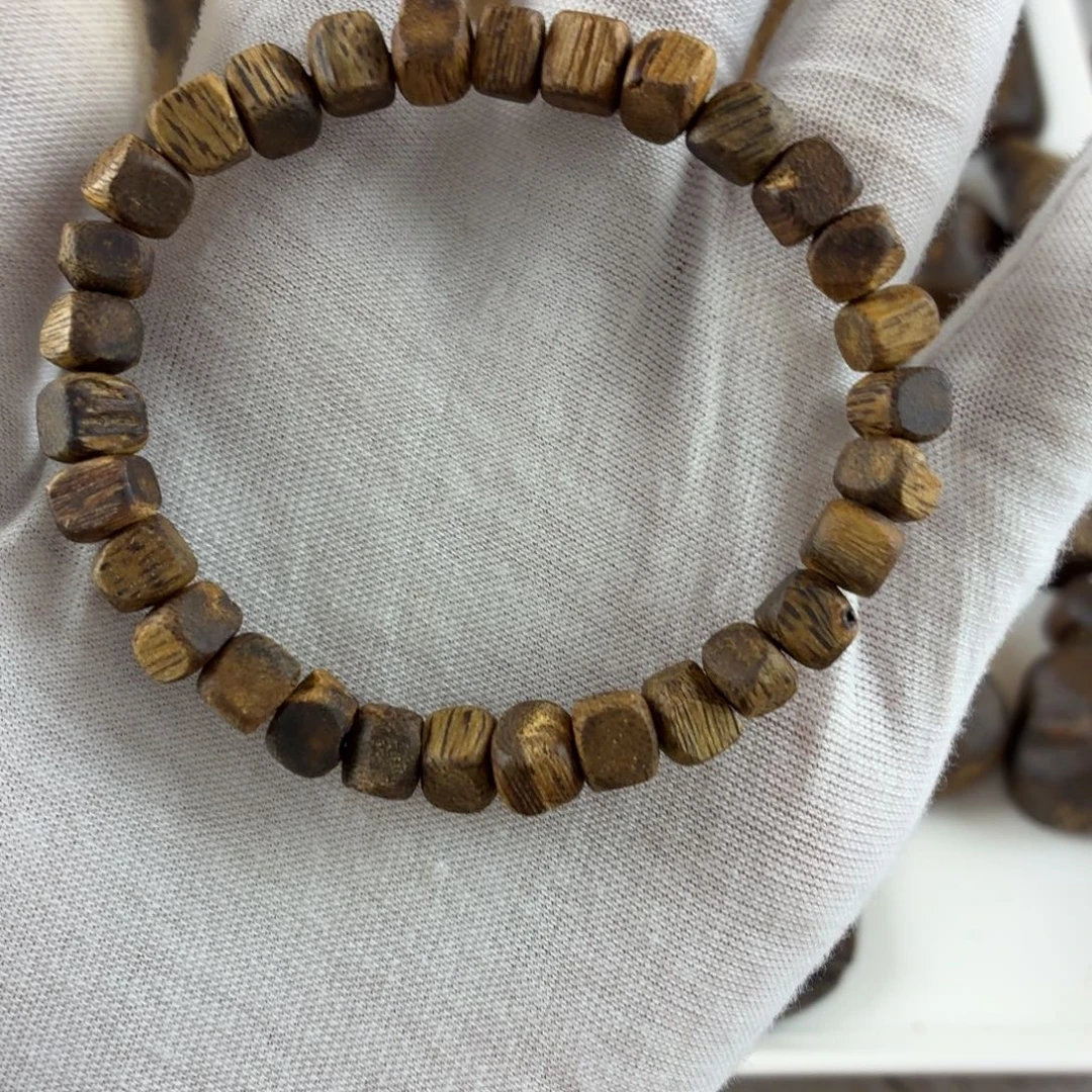 沉香碎屑沉香海南随型方糖单圈亏米放漏