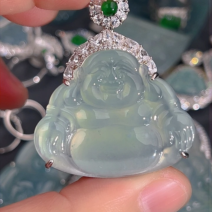 翡翠颈饰未镶嵌666778889,