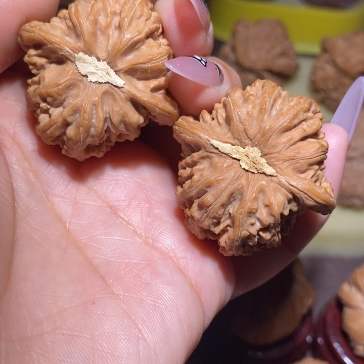 吊坠文玩核桃全品密纹38