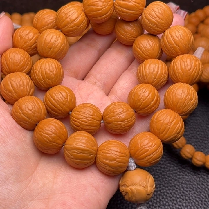 猴头核桃吊坠聚宝盆手持17