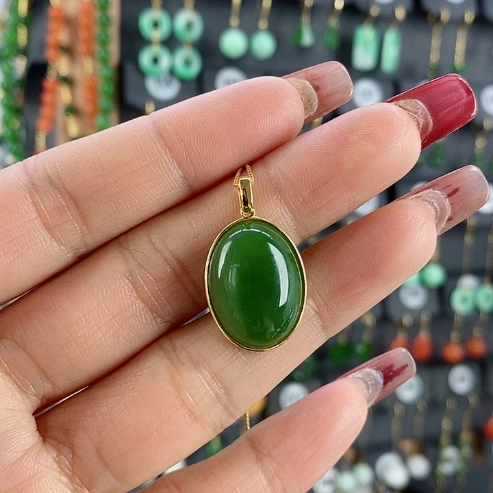 和田玉耳饰18K金镶嵌