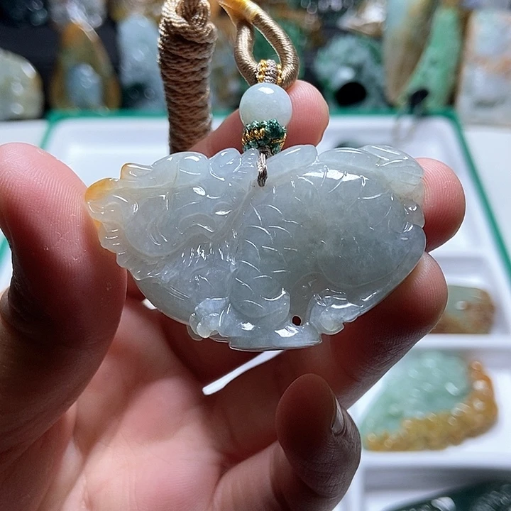 翡翠未镶嵌颈饰翡翠a货