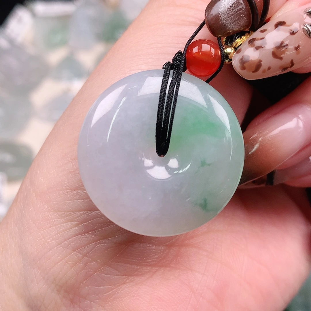 翡翠颈饰未镶嵌飘绿扣28、6.5