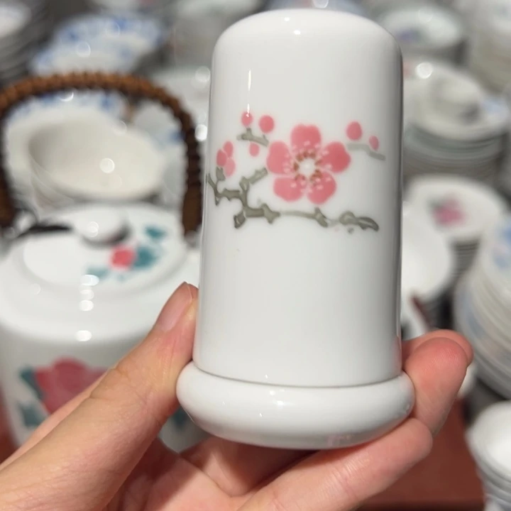 醴陵高温瓷釉下手绘牙签筒