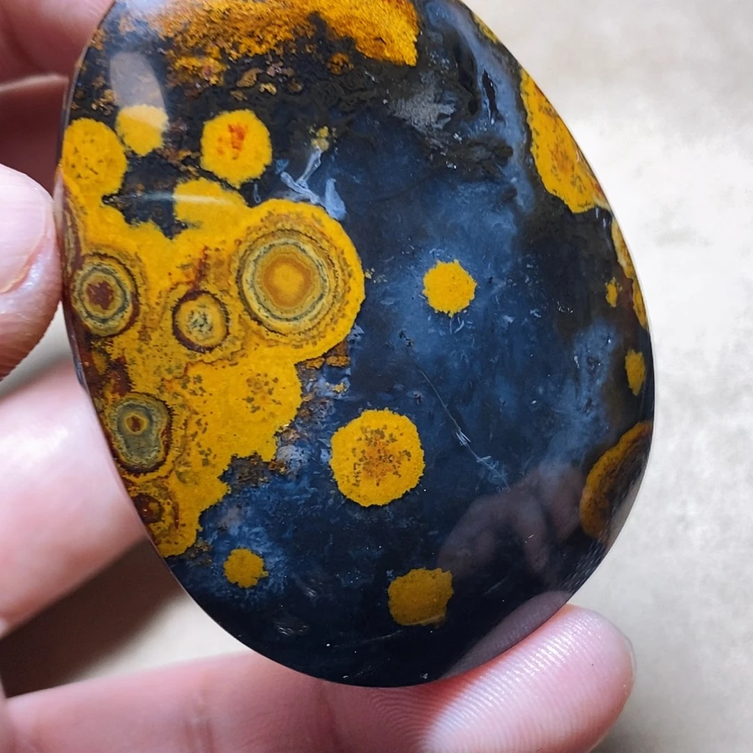 玛瑙/玉髓颈饰未镶嵌行*