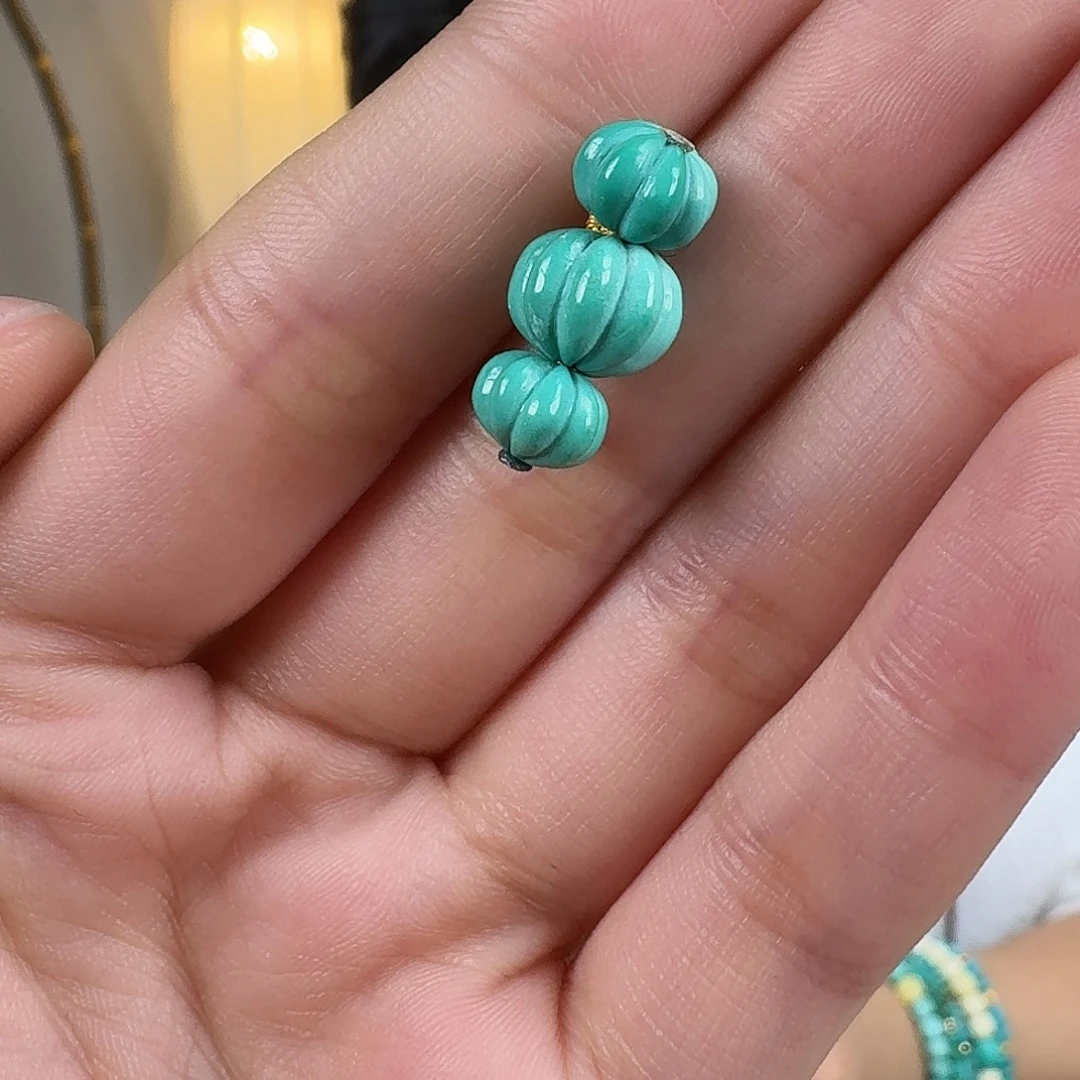 绿松石未镶嵌挂件