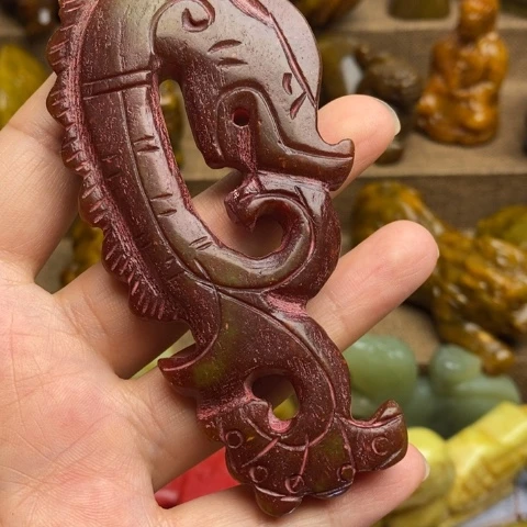 蛇纹石玉未镶嵌颈饰03