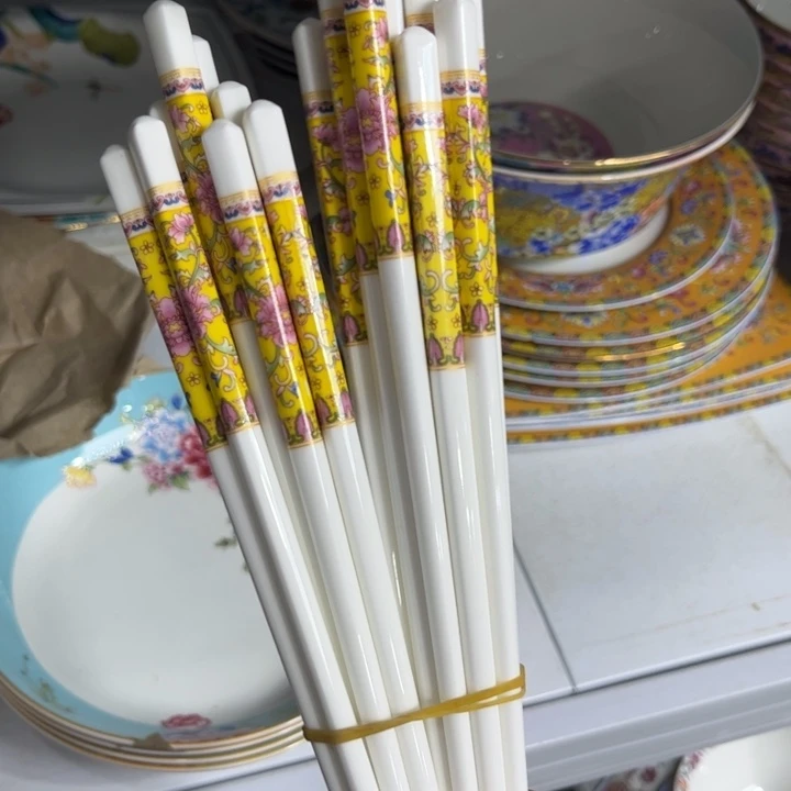 瓷片珐琅彩筷子十爽