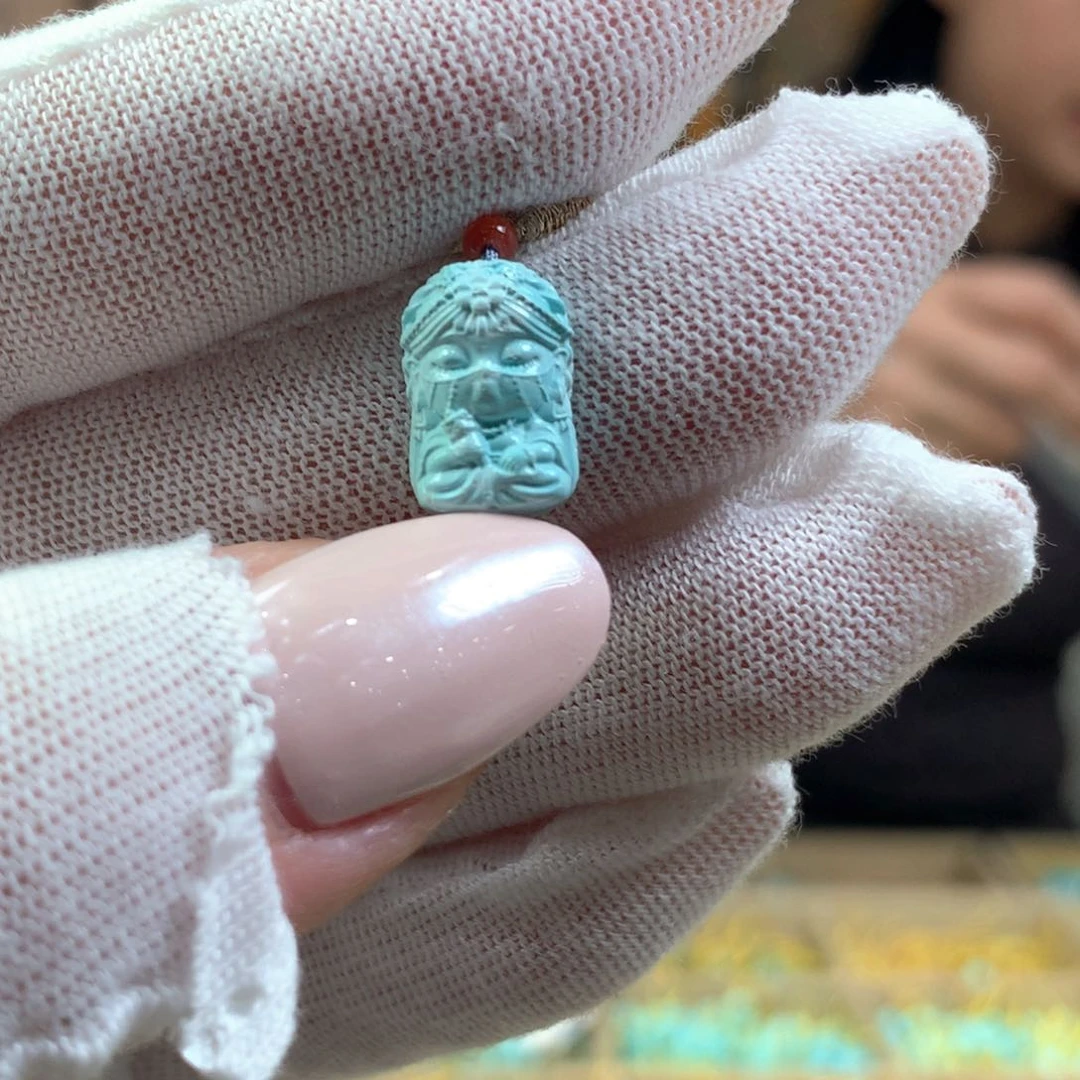 绿松石未镶嵌挂件