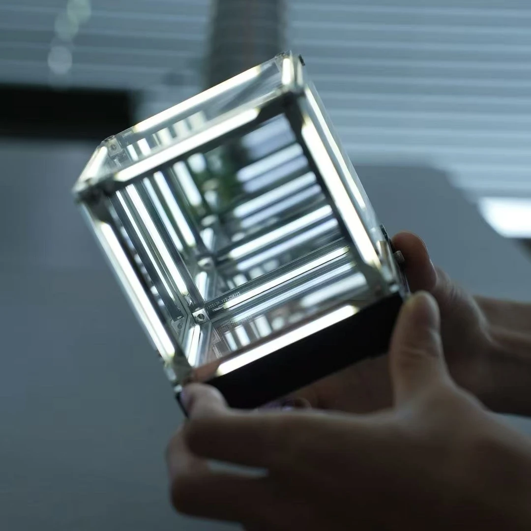 深渊灯鬼灭之刃无限城四维空间超立方创意深渊小夜灯男生礼物发光