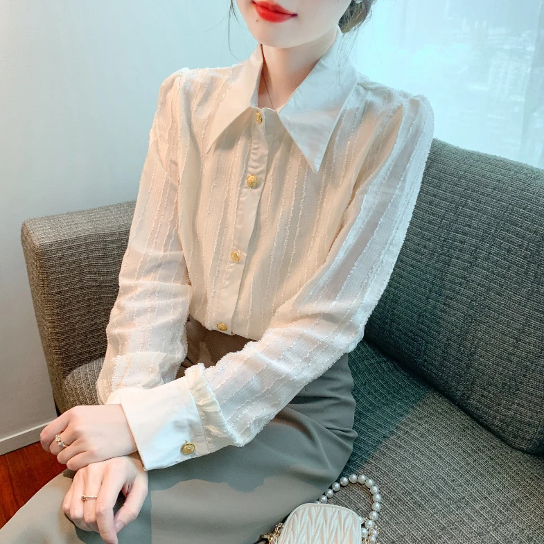 法式长袖尖领雪纺衬衫女早秋2025新款高级感百搭上衣气质衬衣秋季