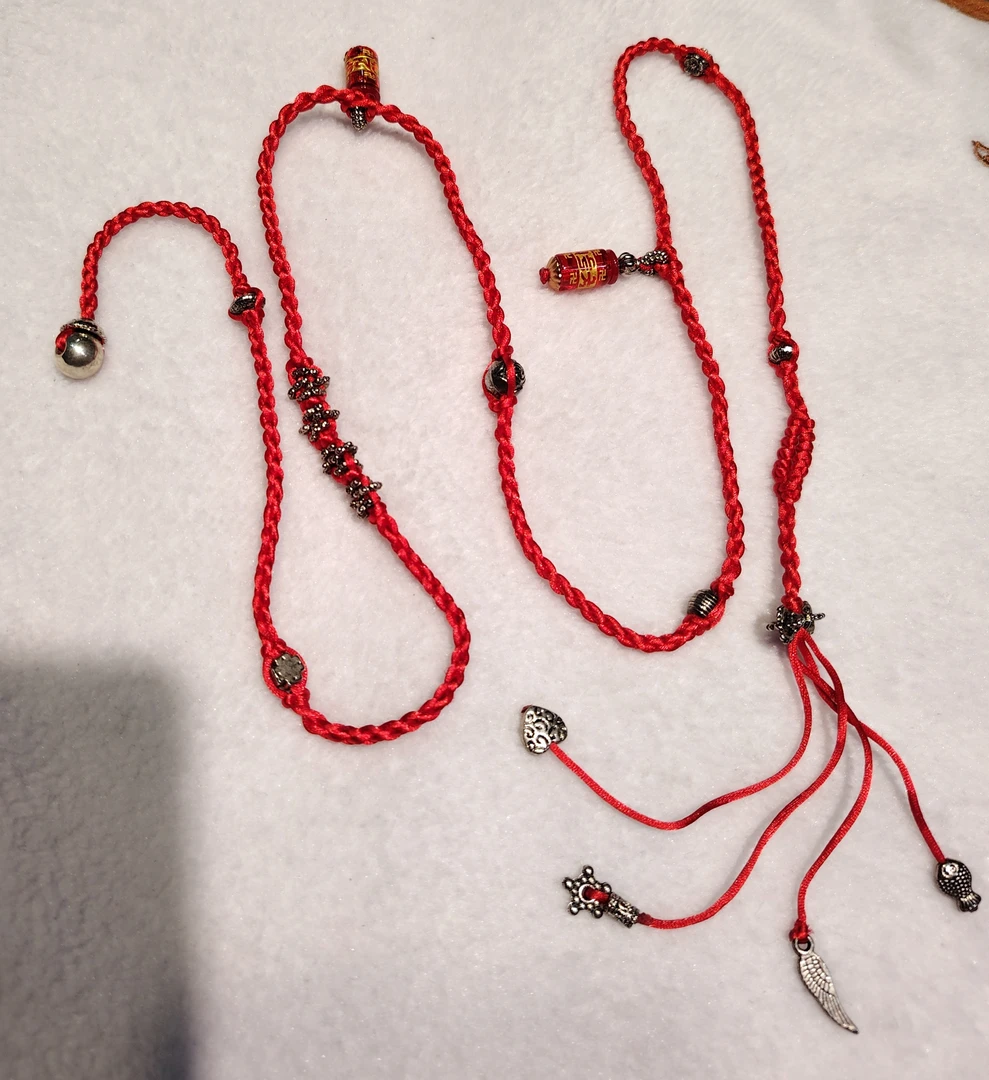 本命年红腰带，纯手工编织，